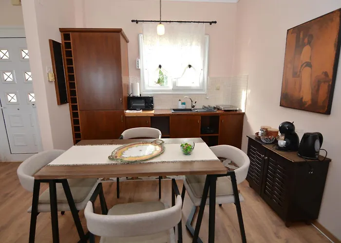 Apricot House Дом отдыха *